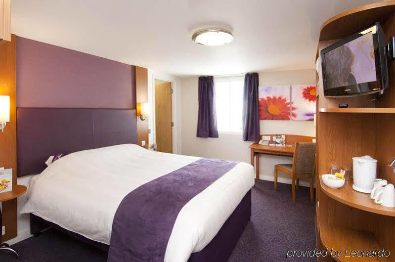Premier Inn South Mimms/Potters Bar Exteriör bild